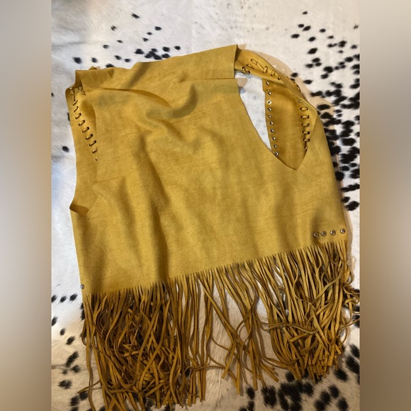 Crazy train fringe vest - Picture 3 of 3